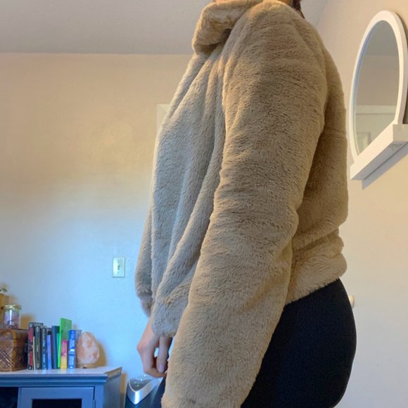 Tan EXTRA Fuzzy Jacket - Picture 3 of 7
